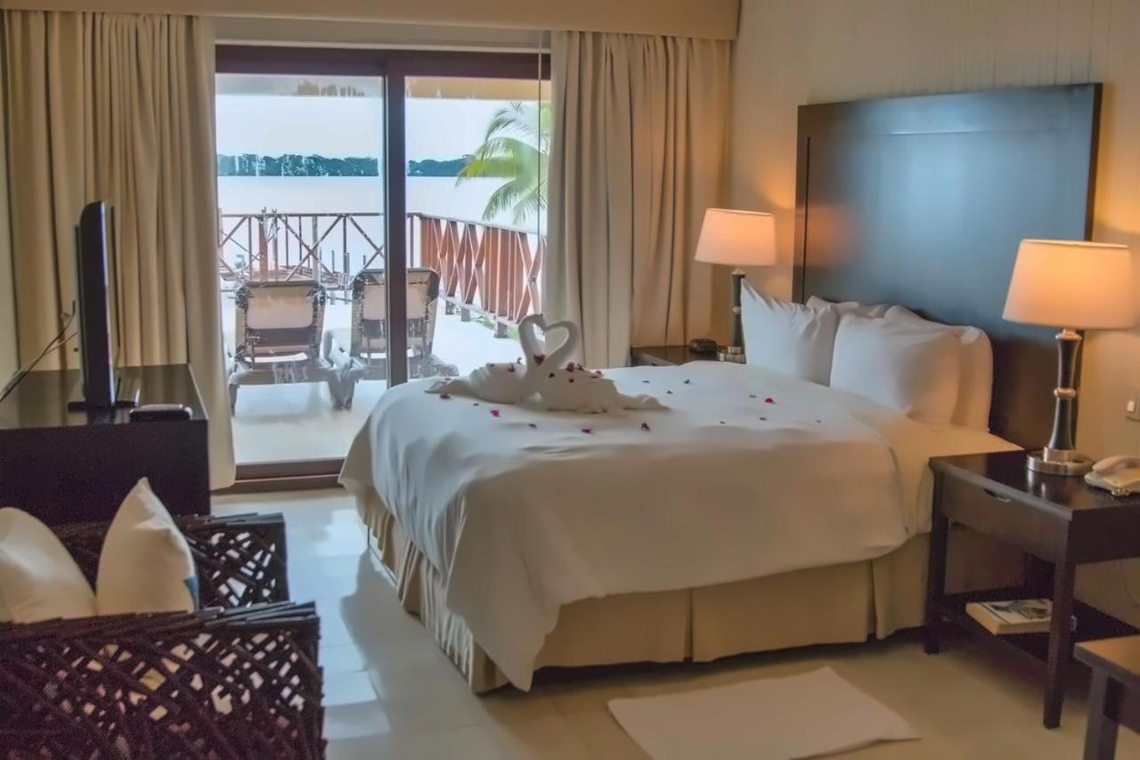 Playa Tortuga Hotel And Beach Resort Bocas del Toro Exterior photo