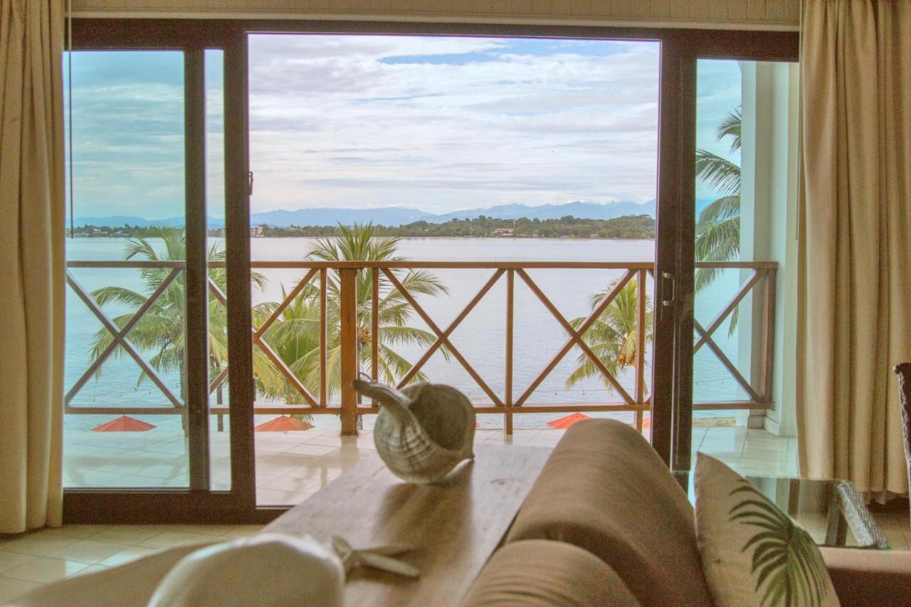 Playa Tortuga Hotel And Beach Resort Bocas del Toro Exterior photo